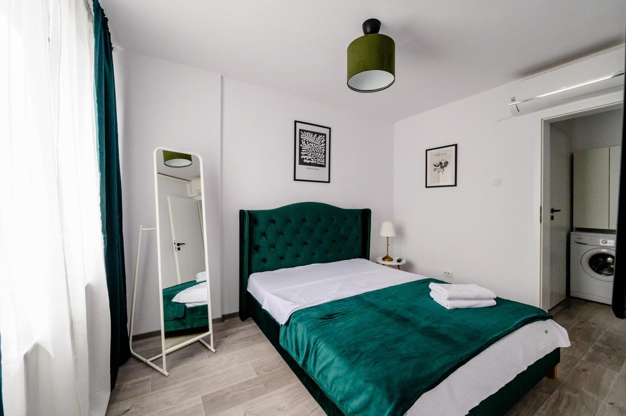 Happy Heart Hideaway Apartment บูคาเรสต์ ภายนอก รูปภาพ