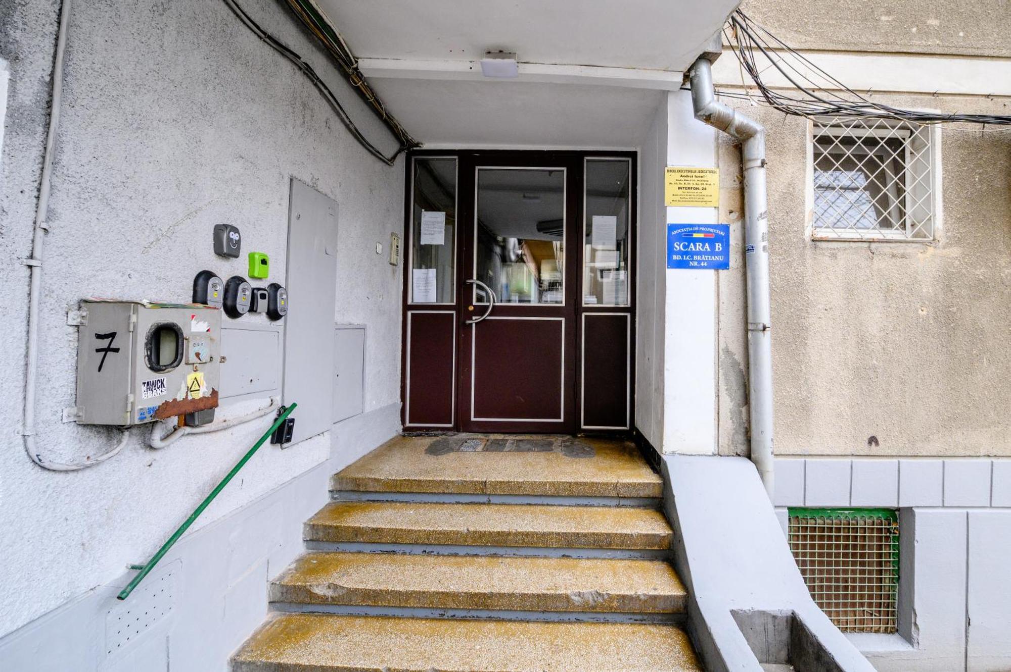 Happy Heart Hideaway Apartment บูคาเรสต์ ภายนอก รูปภาพ